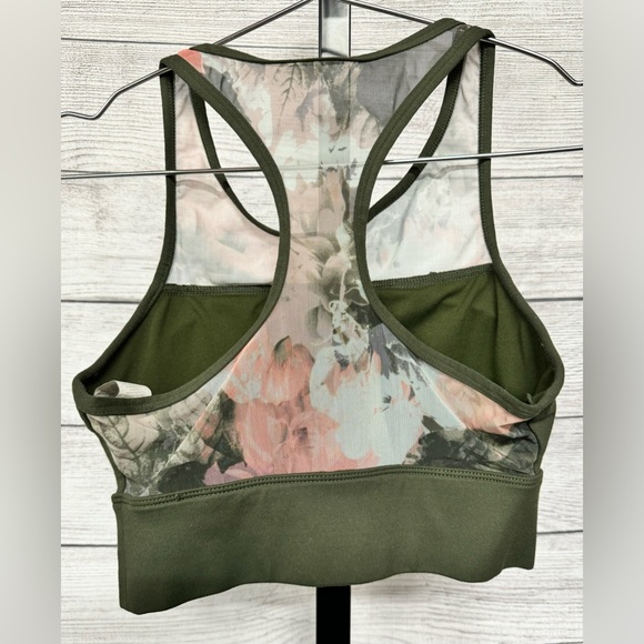 Fabletics Sports Bra - Picture 3 of 5